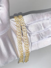 Load image into Gallery viewer, Gizzel Cuban Bracelet
